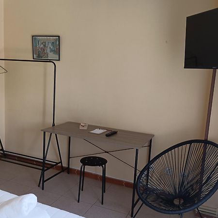 Hostal Pension Mar De Plata 루고 외부 사진
